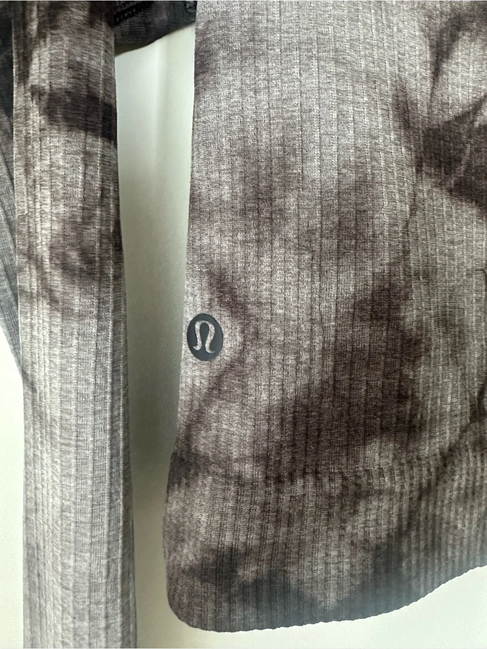 lululemon athletica Women's Long Sleeve Ribbed Crop Top - Charcoal Tie-Dye